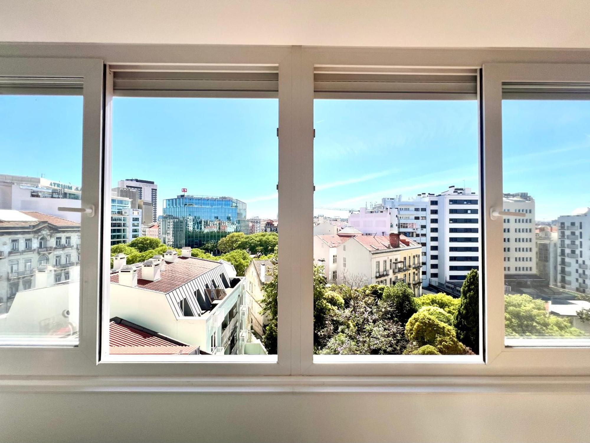 Home Out Saldanha Lisbon Exterior photo